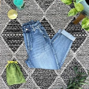 BDG Urban Outfitters Pull-on Mom Jean in Medium Wash Size 29